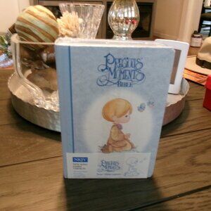 NEW Precious Moments Vintage BOYS BLUE Bible King James Version Small Hands Ed